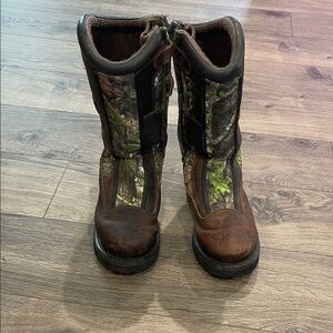RedHead Brown and Black Rugged Boots